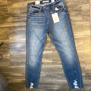 Mid Rise skinny crop jeans